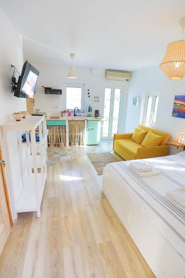 Ravi Boutique Home - 1 Minute Walk From Beach Kalyves Exterior photo